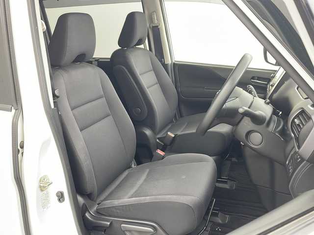 日産 セレナ X VセレクションⅡ 兵庫県 2019(平31)年 3.1万km ブリリアントホワイトパール 【・エマージェンシーブレーキ/・車線逸脱警報/・速度標識表示/・道路標識表示/・フロントリアソナー/・ふらつき警報/・純正9インチナビ＆フルセグ＆BT＆DVD＆BD/・アラウンドビューモニター/・両側パワースライドドア/・オートマチックハイビーム/・ステアリングスイッチ/・アイドリングストップ/・パーキングアシスト/・フロアマット/・ハロゲンライト/・オートライト/・純正前ドライブレコーダー/・2列目サンシェード/・後席エアコン/・ドアバイザー/・スマートキー/・スペアキー/・プッシュスタート