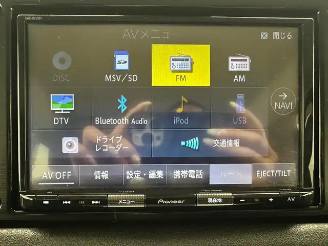 スズキ ジムニー XC 兵庫県 2019(令1)年 2.4万km ジャングルグリーン ・純正メモリナビ/（CD、DVD、SD、BT、フルセグ）　/・クルーズコントロール/・LKA/・PCS/・トランスファー/・社外インテークチャンバー/・４WD　/・前後ドライブレコーダー　/・ビルトインETC　/・バックカメラ　/・シートヒーター　/・純正ラバーマット　/・純正16インチAW　/・背面タイヤ　/・ROSSOMODELOOマフラー　/・純正マフラー積込/・純正バイザー/・純正リアスポイラー/・社外フューエルリッド/・LEDヘッドライト/・LEDフォグランプ/・社外ウーファー