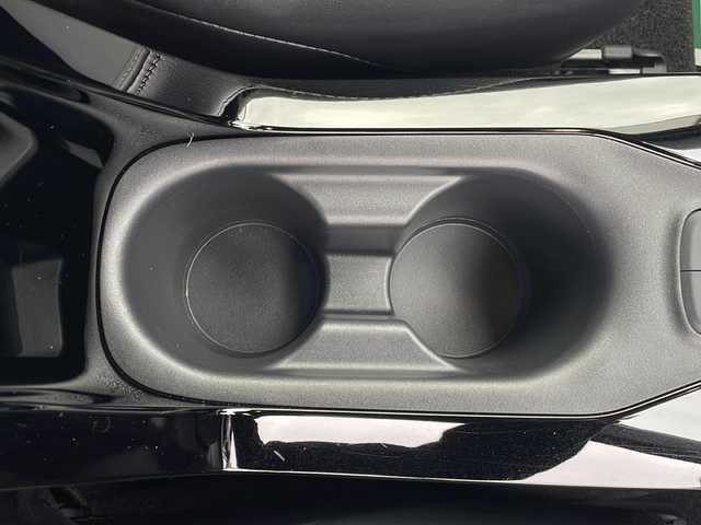 トヨタ カローラツーリング ハイブリッド ダブルバイビー 岩手県 2021(令3)年 6.2万km ホワイトパールクリスタルシャイン 純正ディスプレイオーディオ/ナビ/AM/FM/CD/DVD/Bluetooth/フルセグTV/バックカメラ/ビルトインETC2.0/ドライブレコーダー/レーダークルーズコントロール/衝突被害軽減ブレーキ/レーンキープアシスト/横滑り防止装置/シートヒーター/ステアリングヒーター/寒冷地仕様/電動パーキングブレーキ/オートブレーキホールド/ブラインドスポットモニター/オートライト/オートハイビーム/LEDヘッドライト/フォグランプ/スマートキー/プッシュスタート/電動格納ミラー/純正17インチAW/純正フロアマット/純正ドアバイザー/保証書/取扱説明書