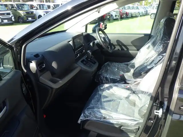 ホンダ フリード ハイブリット e:HEV AIR EX 千葉県 2025(令7)年 0.1千km クリスタルブラックパール ホンダセンシング/・衝突軽減ブレーキ（CMBS）/・車線維持支援システム（LKAS）/・アダプティブクルーズコントロール（ACC）/・ブラインドスポットインフォメーション/・後方誤発進抑制機能/・誤発進抑制機能/両側パワースライドドア/ハーフレザーシート/前席シートヒーター/ホンダコネクトナビ/地デジTV/【DVD/CD再生機能　Bluetooth接続】/バックカメラ/革巻きステアリング/ステアリングスイッチ/LEDヘッドライト/ウインカーミラー/コーナーセンサー/純正15インチアルミホイル/サイド/カーテンエアバッグ/Honda スマートキー