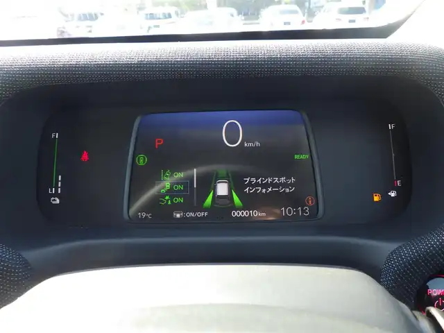 ホンダ フリード ハイブリット e:HEV AIR EX 千葉県 2025(令7)年 0.1千km クリスタルブラックパール ホンダセンシング/・衝突軽減ブレーキ（CMBS）/・車線維持支援システム（LKAS）/・アダプティブクルーズコントロール（ACC）/・ブラインドスポットインフォメーション/・後方誤発進抑制機能/・誤発進抑制機能/両側パワースライドドア/ハーフレザーシート/前席シートヒーター/ホンダコネクトナビ/地デジTV/【DVD/CD再生機能　Bluetooth接続】/バックカメラ/革巻きステアリング/ステアリングスイッチ/LEDヘッドライト/ウインカーミラー/コーナーセンサー/純正15インチアルミホイル/サイド/カーテンエアバッグ/Honda スマートキー