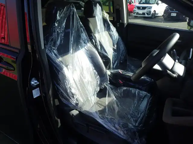 ホンダ フリード ハイブリット e:HEV AIR EX 千葉県 2025(令7)年 0.1千km クリスタルブラックパール ホンダセンシング/・衝突軽減ブレーキ（CMBS）/・車線維持支援システム（LKAS）/・アダプティブクルーズコントロール（ACC）/・ブラインドスポットインフォメーション/・後方誤発進抑制機能/・誤発進抑制機能/両側パワースライドドア/ハーフレザーシート/前席シートヒーター/ホンダコネクトナビ/地デジTV/【DVD/CD再生機能　Bluetooth接続】/バックカメラ/革巻きステアリング/ステアリングスイッチ/LEDヘッドライト/ウインカーミラー/コーナーセンサー/純正15インチアルミホイル/サイド/カーテンエアバッグ/Honda スマートキー