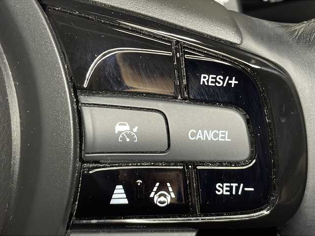 ホンダ ヴェゼル ハイブリッド e:HEV Z 広島県 2021(令3)年 3.3万km クリスタルブラックパール 純正９型ナビ　/シートヒーター　/フルセグＴＶ　/バックカメラ/レーダークルーズコントロール　/パワーバックドア　/ステアリングヒーター　/オートハイビーム　/ワイヤレス充電　/レーンキープアシスト　/ETC　/ドラレコ/純正18インチアルミホイール(225/50/R18)/エアバック（運転席/助手席/サイド/カーテン）