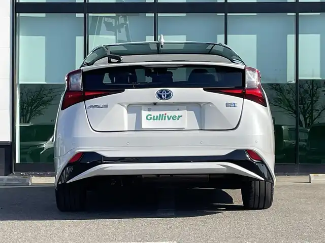 トヨタ プリウス Sツーリングセレクション 和歌山県 2021(令3)年 8.5万km プラチナホワイトパールマイカ モデリスタエアロ/純正ナビ/フルセグＴＶ/パノラミックビューモニター/プリクラッシュセーフティ/レーダークルーズコントロール/レーンディーパーチャーアラート/クリアランスソナー/純正フロアマット/純正アルミホイール/アイドリングストップ/シートヒーター/ＡＣ１００Ｖ充電/LEDヘッドライト/フォグランプ/オートライト/オートマチックハイビーム