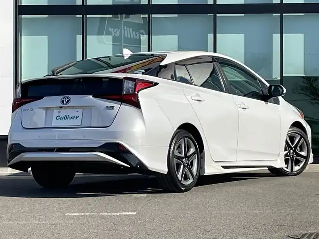 トヨタ プリウス Sツーリングセレクション 和歌山県 2021(令3)年 8.5万km プラチナホワイトパールマイカ モデリスタエアロ/純正ナビ/フルセグＴＶ/パノラミックビューモニター/プリクラッシュセーフティ/レーダークルーズコントロール/レーンディーパーチャーアラート/クリアランスソナー/純正フロアマット/純正アルミホイール/アイドリングストップ/シートヒーター/ＡＣ１００Ｖ充電/LEDヘッドライト/フォグランプ/オートライト/オートマチックハイビーム