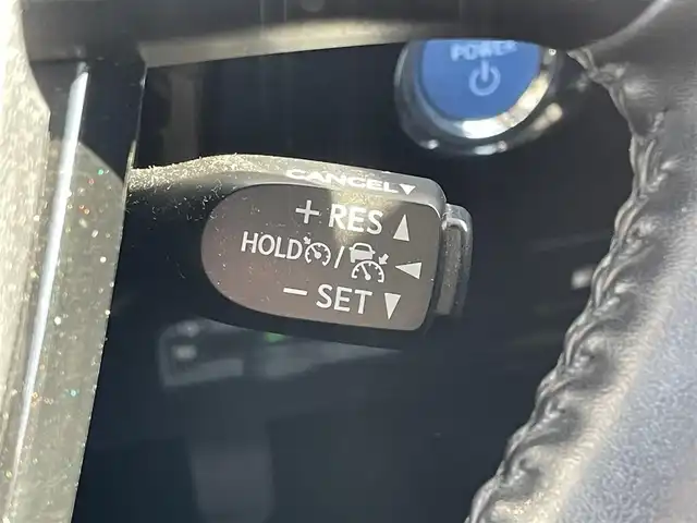 トヨタ プリウス Sツーリングセレクション 和歌山県 2021(令3)年 8.5万km プラチナホワイトパールマイカ モデリスタエアロ/純正ナビ/フルセグＴＶ/パノラミックビューモニター/プリクラッシュセーフティ/レーダークルーズコントロール/レーンディーパーチャーアラート/クリアランスソナー/純正フロアマット/純正アルミホイール/アイドリングストップ/シートヒーター/ＡＣ１００Ｖ充電/LEDヘッドライト/フォグランプ/オートライト/オートマチックハイビーム