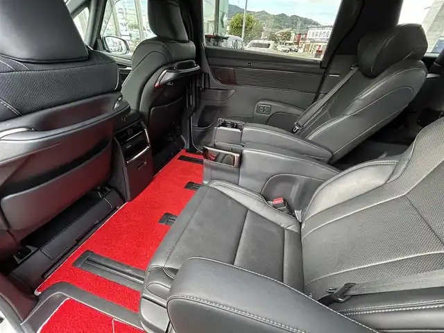 トヨタ アルファードハイブリット Z 福岡県 2024(令6)年 1.9万km プラチナホワイトパールマイカ ワンオーナー/左右独立ムーンルーフ（電動シェード付）/純正12.1インチフリップダウンモニター【V12T-R72C】/アドバンスドパーク/純正14インチコネクティッドナビ/　（Miracast/Bluetooth/フルセグTV/ナビ有）/フロント/サイド/バックカメラ/パノラミックビューモニター/トヨタセーフティーセンス/・・プリクラッシュセーフティ/・レーンディバーチャーアラート/・レーダークルーズコントロール/・レーンチェンジアシスト/・ロードサインアシスト/・プロアクティブドライビングアシスト/・フロント/リアトラフィックアラート/・ブラインドスポッドモニター/・安心降車アシスト/・後方車両接近告知/・パーキングサポートブレーキ/・クリアランスソナー/・リアカメラディテクション/オートマチックハイビーム/AC100V/純正18インチAW/両側パワースライドドア/パワーバックドア/黒色レザーシート/シートメモリ（D席）/パワーシート（D/N/）/シートヒーター/エアシート（D/N/2列目）/ステアリングヒーター/ビルトインETC2.0/デジタルインナーミラー/後席サンシェード/スペアキー×1/保証書