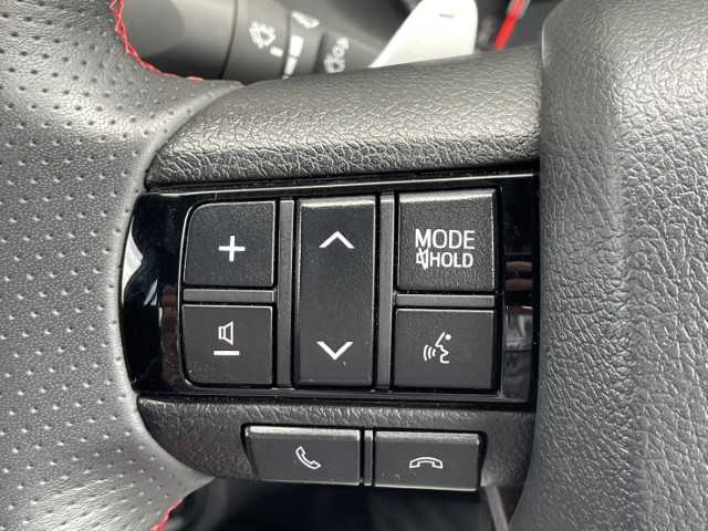 トヨタ ハイラックス Z GRスポーツ 千葉県 2022(令4)年 1.4万km スーパーホワイトⅡ AIS検査済み/【2506021541】/純正ナビ/パノラミックビューモニター/レーダークルーズ/ステアリングリモコン/パドルシフト/ETC/前後ドラレコ/トノカバー/クリアランスソナー/運転席パワーシート/LEDルームランプ/ベッドライナー/レーンディパーチャーアラート/アイドリングストップ/センターデフロック/リアフォグ/ハーフレザーシート/スマートキー/フロントフォグランプ/17AW WEDS　マッドヴァンスSD(社外）/TOYOオープンカントリーR/T（社外）/タナベ リフトアップキット（社外）/JAOSインナーフェンダー（社外）/GIギア ブルバー（社外）/社外パーツ取付有