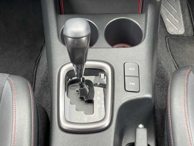 トヨタ ハイラックス Z GRスポーツ 千葉県 2022(令4)年 1.4万km スーパーホワイトⅡ AIS検査済み/【2506021541】/純正ナビ/パノラミックビューモニター/レーダークルーズ/ステアリングリモコン/パドルシフト/ETC/前後ドラレコ/トノカバー/クリアランスソナー/運転席パワーシート/LEDルームランプ/ベッドライナー/レーンディパーチャーアラート/アイドリングストップ/センターデフロック/リアフォグ/ハーフレザーシート/スマートキー/フロントフォグランプ/17AW WEDS　マッドヴァンスSD(社外）/TOYOオープンカントリーR/T（社外）/タナベ リフトアップキット（社外）/JAOSインナーフェンダー（社外）/GIギア ブルバー（社外）/社外パーツ取付有