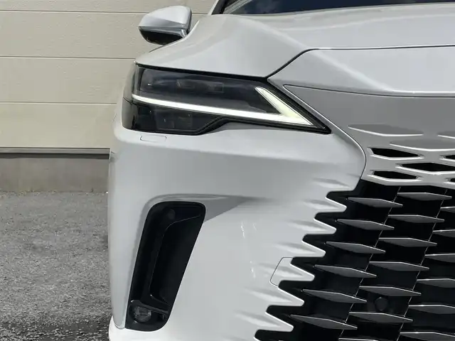 レクサス ＲＸ 350h バージョンL 茨城県 2023(令5)年 1.7万km ソニッククォーツ ワンオーナー/14インチ純正ナビ/パノラミックビューカメラ/デジタルインナーミラー/サンルーフ/三眼LEDヘッドライト/カラーヘッドアップディスプレイ/パワーバックドア/全席シートヒーター/全席ベンチレーション/パワーメモリーシート/パドルシフト/ビルドインETC/レクサスセーフティセンス/レーダークルーズコントロール/BSM/アドバンスパーク/ステアリングヒーター/コンビステアリング/ステアリングスイッチ