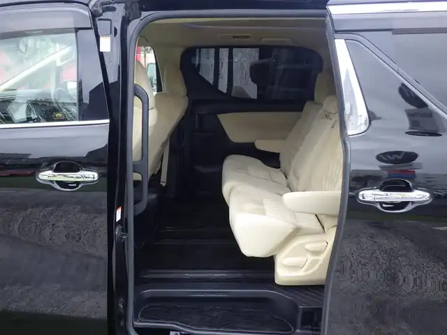 トヨタ アルファード X 千葉県 2020(令2)年 4.5万km ブラック 215/65R16/Toyota Safety Sense/・プリクラッシュセーフティ/・レーンディパーチャーアラート/・オートハイビーム/・レーダークルーズコントロール/両側パワースライドドア/ディスプレイオーディオ/【Bluetooth接続】/バックカメラ/ETC/LEDヘッドライト/フォグライト/ウインカーミラー/クリアランスソナー/純正16インチアルミホイル/スマートキー
