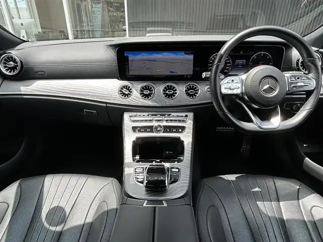 メルセデス・ベンツ ＣＬＳ２２０ｄ スポーツ エクスクルーシブPKG 福岡県 2018(平30)年 1.8万km ダイヤモンドホワイト サンルーフ/レーダーセーフティパッケージ/アクティブセーフティブレーキ/ブラインドスポットモニター/レーンキープアシスト/ヘッドアップディスプレイ/純正ナビ/全方位カメラ/Applecarplay/androidauto/フルセグTV/Bluetooth/ブルメスター/黒革シート/前席エアシート/前席シートヒーター/LEDヘッドライト/パワーバックドア/前後ドライブレコーダー/純正19インチアルミホイール/ETC