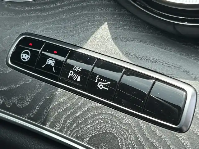 メルセデス・ベンツ ＣＬＳ２２０ｄ スポーツ エクスクルーシブPKG 福岡県 2018(平30)年 1.8万km ダイヤモンドホワイト サンルーフ/レーダーセーフティパッケージ/アクティブセーフティブレーキ/ブラインドスポットモニター/レーンキープアシスト/ヘッドアップディスプレイ/純正ナビ/全方位カメラ/Applecarplay/androidauto/フルセグTV/Bluetooth/ブルメスター/黒革シート/前席エアシート/前席シートヒーター/LEDヘッドライト/パワーバックドア/前後ドライブレコーダー/純正19インチアルミホイール/ETC
