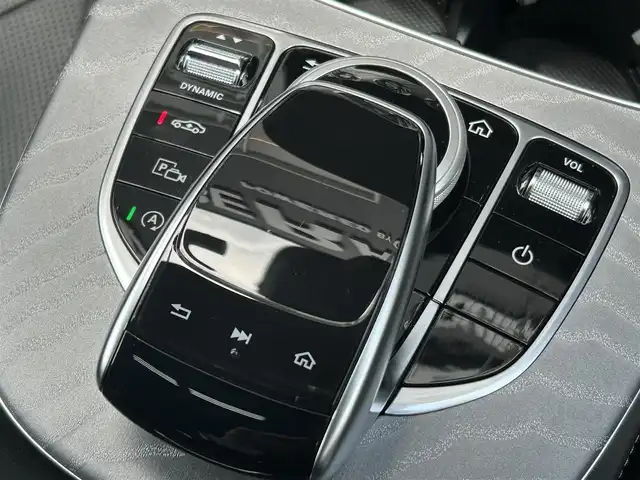 メルセデス・ベンツ ＣＬＳ２２０ｄ スポーツ エクスクルーシブPKG 福岡県 2018(平30)年 1.8万km ダイヤモンドホワイト サンルーフ/レーダーセーフティパッケージ/アクティブセーフティブレーキ/ブラインドスポットモニター/レーンキープアシスト/ヘッドアップディスプレイ/純正ナビ/全方位カメラ/Applecarplay/androidauto/フルセグTV/Bluetooth/ブルメスター/黒革シート/前席エアシート/前席シートヒーター/LEDヘッドライト/パワーバックドア/前後ドライブレコーダー/純正19インチアルミホイール/ETC