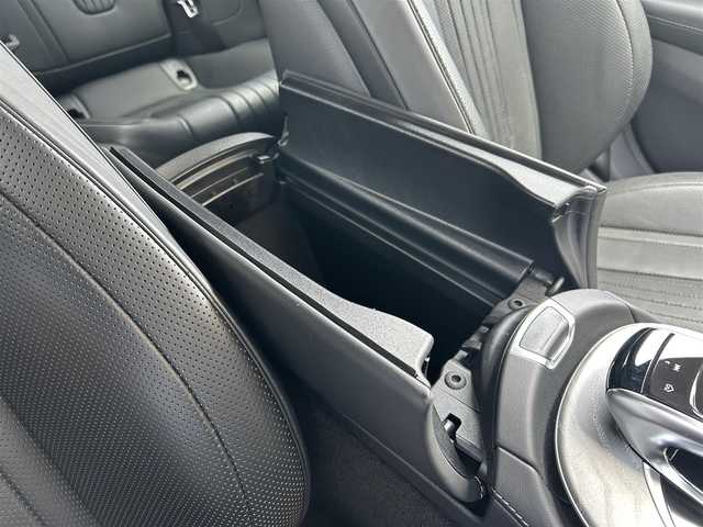 メルセデス・ベンツ ＣＬＳ２２０ｄ スポーツ エクスクルーシブPKG 福岡県 2018(平30)年 1.8万km ダイヤモンドホワイト サンルーフ/レーダーセーフティパッケージ/アクティブセーフティブレーキ/ブラインドスポットモニター/レーンキープアシスト/ヘッドアップディスプレイ/純正ナビ/全方位カメラ/Applecarplay/androidauto/フルセグTV/Bluetooth/ブルメスター/黒革シート/前席エアシート/前席シートヒーター/LEDヘッドライト/パワーバックドア/前後ドライブレコーダー/純正19インチアルミホイール/ETC