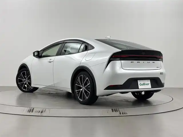 トヨタ プリウス G 埼玉県 2025(令7)年 0.1万km未満 プラチナホワイトパールマイカ 純正８インチディスプレイオーディオ　/バックカメラ　/トヨタセーフティーセンス　/レーダークルーズコントロール　/フルセグＴＶ　/Ｂｌｕｅｔｏｏｔｈ　/ＡｐｐｌｅＣａｒＰｌａｙ　/ＢＳＭ　/コーナーセンサー　/ＥＴＣ