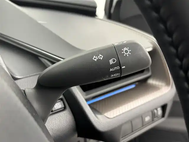 トヨタ プリウス G 埼玉県 2025(令7)年 0.1万km未満 プラチナホワイトパールマイカ 純正８インチディスプレイオーディオ　/バックカメラ　/トヨタセーフティーセンス　/レーダークルーズコントロール　/フルセグＴＶ　/Ｂｌｕｅｔｏｏｔｈ　/ＡｐｐｌｅＣａｒＰｌａｙ　/ＢＳＭ　/コーナーセンサー　/ＥＴＣ