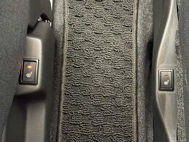スズキ ソリオ HV MZ 長野県 2023(令5)年 2.4万km ピュアホワイトP 4WD/純正ナビ　/（フルセグ/Bluetooth/CD/DVD/アップルカープレイ/アンドロイドオート）/全方位モニター/両側電動スライドドア/ETC/デュアルブレーキサポート/レーンキープアシスト/レーダークルーズコントロール/コーナーセンサー/LEDヘッドライト/LEDフォグランプ/ヘッドアップディスプレイオーディオ/後席サーキュレーター/スマートキー/スペアキー