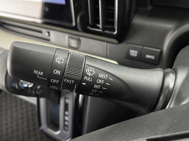 スズキ ソリオ HV MZ 長野県 2023(令5)年 2.4万km ピュアホワイトP 4WD/純正ナビ　/（フルセグ/Bluetooth/CD/DVD/アップルカープレイ/アンドロイドオート）/全方位モニター/両側電動スライドドア/ETC/デュアルブレーキサポート/レーンキープアシスト/レーダークルーズコントロール/コーナーセンサー/LEDヘッドライト/LEDフォグランプ/ヘッドアップディスプレイオーディオ/後席サーキュレーター/スマートキー/スペアキー