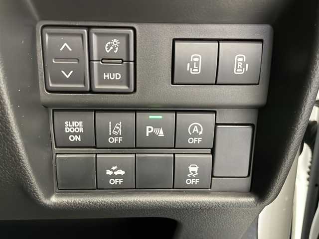 スズキ ソリオ HV MZ 長野県 2023(令5)年 2.4万km ピュアホワイトP 4WD/純正ナビ　/（フルセグ/Bluetooth/CD/DVD/アップルカープレイ/アンドロイドオート）/全方位モニター/両側電動スライドドア/ETC/デュアルブレーキサポート/レーンキープアシスト/レーダークルーズコントロール/コーナーセンサー/LEDヘッドライト/LEDフォグランプ/ヘッドアップディスプレイオーディオ/後席サーキュレーター/スマートキー/スペアキー