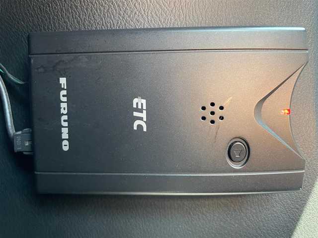 ホンダ アコード 20EL 岩手県 2005(平17)年 18万km ナイトホークブラックパール ４ＷＤ　バックカメラ　１５インチＡＷ　Ｍｏｄｕｌｏエアロ　ＨＩＤヘッドライト　パワーシート　シートヒーター　サンルーフ　ＣＤ／ＤＶＤ　ＥＴＣ　スマートキー　社外アルミ付き冬タイヤ積込