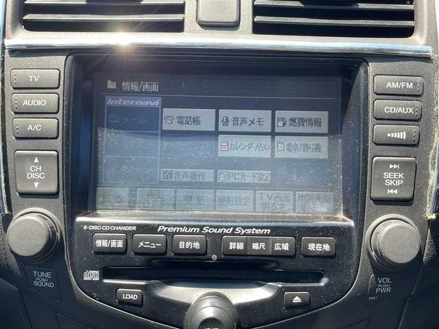 ホンダ アコード 20EL 岩手県 2005(平17)年 18万km ナイトホークブラックパール ４ＷＤ　バックカメラ　１５インチＡＷ　Ｍｏｄｕｌｏエアロ　ＨＩＤヘッドライト　パワーシート　シートヒーター　サンルーフ　ＣＤ／ＤＶＤ　ＥＴＣ　スマートキー　社外アルミ付き冬タイヤ積込