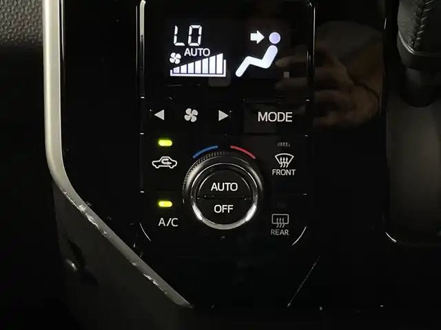 トヨタ タンク カスタムG 新潟県 2019(平31)年 3.9万km プラムブラウンパールクリスタルシャイン ４WD/衝突被害軽減ブレーキ/純正７インチナビ/　（TV/BT/CD/AUX/AM/FM）/バックカメラ/両側パワースライドドア/クルーズコントロール/LEDヘッドライト/シートヒーター/純正14インチアルミホイール/ステアリングスイッチ/アイドリングストップ/スマートキー/ETC