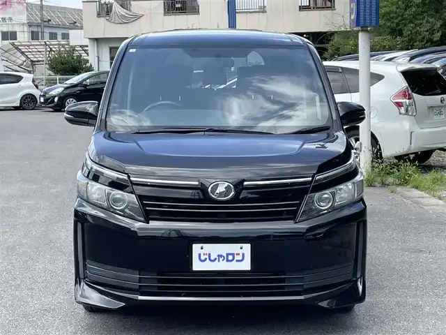 トヨタ ヴォクシー X 栃木県 2014(平26)年 12.5万km ブラック (株)IDOMが運営する【じしゃロン宇都宮店】の自社ローン専用車両になります。こちらは現金またはオートローンご利用時の価格です。自社ローンご希望の方は別途その旨お申付け下さい/禁煙車/純正９型ＳＤナビ/バックカメラ/Ｂｌｕｅｔｏｏｔｈ接続/ＥＴＣ/ＣＤ／ＤＶＤ/片側パワースライドドア/ステアリングスイッチ/ＬＥＤヘッドライト/オートライト/サンシェード/ドアバイザー/ISOFIX/フルセグTV