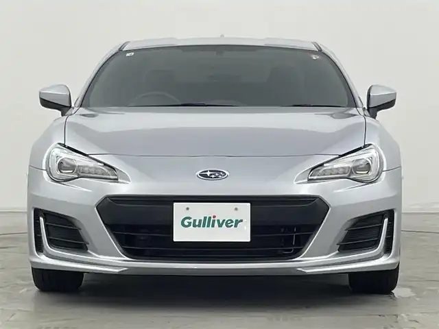 スバル ＢＲＺ R 群馬県 2020(令2)年 4万km アイスシルバーメタリック 6速マニュアル/社外HDDナビ/（HDD/CD/DVD/AM/FM）/LEDヘッドライト/LEDリヤコンビランプ/キーレス/ドライブモード切替/純正17インチアルミホイール/電動格納ミラー/純正フロアマット/横滑り防止装置/ヘッドランプレベライザー
