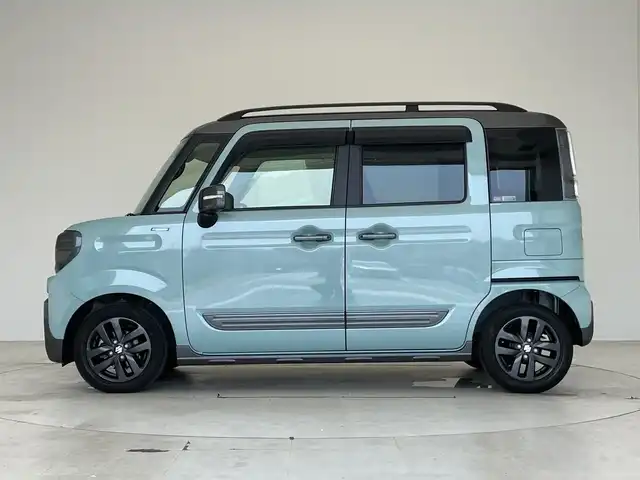 スズキ スペーシア ギア HYBRID XZターボ 愛知県 2022(令4)年 2.2万km オフブルーメタリック/ガンメタリック2トーンルーフ スズキセーフティーサポート/衝突被害軽減ブレーキ/純正9インチディスプレイオーディオナビ（あり）/全方位カメラ/両側パワースライドドア/レーダークルーズコントロール/シートヒーター/CD DVD/Bluetooth/フルセグTV/バックカメラ/コーナーセンサー/純正アルミホイール/ルーフレール/パドルシフト/LEDヘッドライト/オートマチックハイビーム/ドライブレコーダー/ETC/ステアリングスイッチ/スマートキー/プッシュスタート