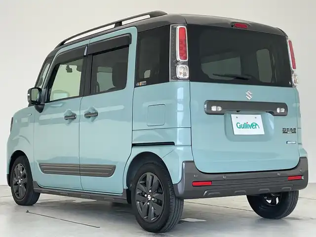 スズキ スペーシア ギア HYBRID XZターボ 愛知県 2022(令4)年 2.2万km オフブルーメタリック/ガンメタリック2トーンルーフ スズキセーフティーサポート/衝突被害軽減ブレーキ/純正9インチディスプレイオーディオナビ（あり）/全方位カメラ/両側パワースライドドア/レーダークルーズコントロール/シートヒーター/CD DVD/Bluetooth/フルセグTV/バックカメラ/コーナーセンサー/純正アルミホイール/ルーフレール/パドルシフト/LEDヘッドライト/オートマチックハイビーム/ドライブレコーダー/ETC/ステアリングスイッチ/スマートキー/プッシュスタート