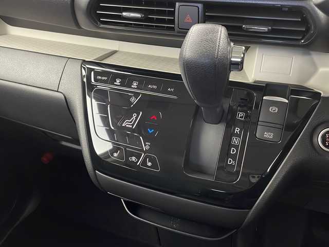 三菱 デリカミニ T プレミアム 栃木県 2025(令7)年 0.1千km アメジストブラック/シルキーホワイト 届出済未使用車/純正9型ディスプレイオーディオ/（AppleCarPlay/AndroidAuto/AM/FM/BT）/全周囲カメラ/インテリジェントルームミラー/両側パワースライドドア/プリクラッシュブレーキ/車線逸脱警報/先行車発進お知らせ/道路標識表示/ふらつき警報/ステアリングヒーター/シートヒーター/ステアリングスイッチ/電動格納ミラー/パドルシフト/純正アルミホイール/プッシュスタート/スマートキー/T　PREMIUM　4WD　9型ディスプレイオーディオ（121/330）　サイドデカール（33/440）