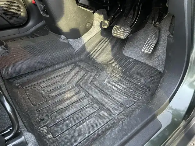 スズキ ハスラー HYBRID X 埼玉県 2023(令5)年 2.3万km クールカーキPM ワンオーナー/前席シートヒーター/社外７インチメモリナビ＆ＢＴ/ＥＴＣ/前後ドライブレコーダー/アイドリングストップ/衝突軽減ブレーキ/レーンキープアシスト/リアコーナーセンサー/レーダークルーズコントロール/革巻ステアリング/ステアリングリモコン/純正１５inアルミホイール/オートハイビーム/オートライト/ＬＥＤヘッドライト/ＬＥＤフォグランプ/電動格納ミラー/スマートキー/プッシュスタート/Ｗ＆サイド＋カーテンエアバッグ/横滑り防止装置/ＡＢＳ/ドアバイザー/フロアマット/新車保証書/取扱説明書/スマートスペアキー有