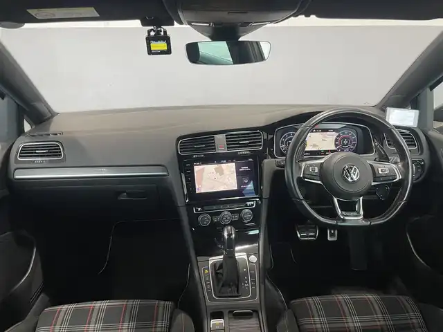 フォルクスワーゲン ゴルフ ＧＴＩ ダイナミック 静岡県 2018(平30)年 4万km インジウムグレーメタリッ 特別仕様車/discover　pro/ACC/LKA/BSM/PDC（前後）/CarPlay対応/衝突・被害軽減ブレーキ/リアトラフィックアラート/アダプティブシャシーコントロール/アクティブインフォテインメント/社外ドライブレコーダー