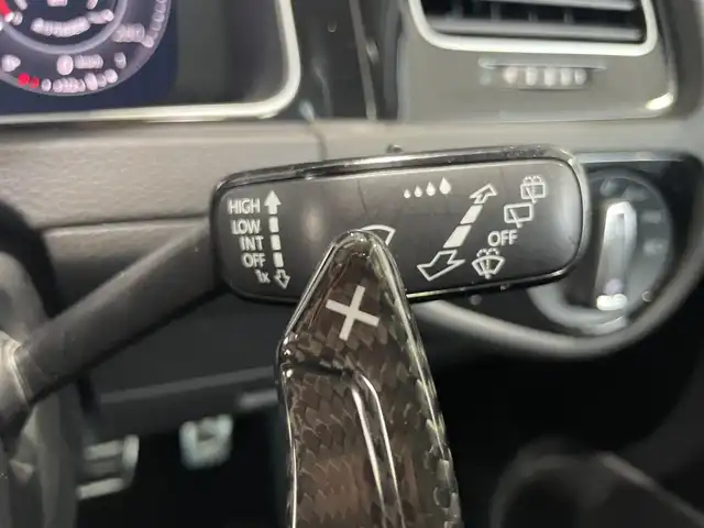 フォルクスワーゲン ゴルフ ＧＴＩ ダイナミック 静岡県 2018(平30)年 4万km インジウムグレーメタリッ 特別仕様車/discover　pro/ACC/LKA/BSM/PDC（前後）/CarPlay対応/衝突・被害軽減ブレーキ/リアトラフィックアラート/アダプティブシャシーコントロール/アクティブインフォテインメント/社外ドライブレコーダー