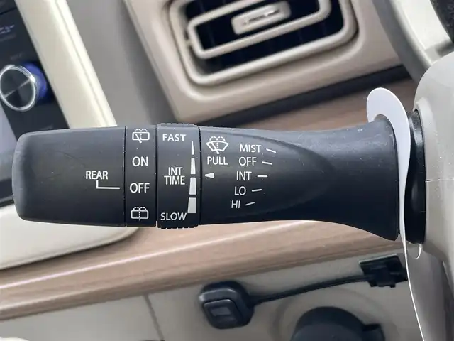 スズキ ラパン X 滋賀県 2022(令4)年 2.2万km フォーンベージュM 社外メモリナビ/(フルセグ/Bluetooth/CD/DVD)/衝突軽減ブレーキ/レーンキープアシスト/コーナーセンサー/バックカメラ/Autoハイビーム/LEDオートライト/電動格納ミラー/純正フロアマット