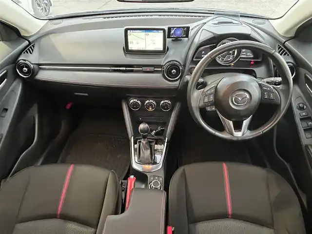 マツダ デミオ XD ツーリング 奈良県 2014(平26)年 9.6万km メテオグレーマイカ 4WD/純正メーカーナビ/BT/CD/USB/SD/TV/DVD//社外マフラー(RIVID)/社外エアクリ/RSR車高調/レーダー探知機/レーダークルコン/横滑り防止装置/i-stop/ステアリングスイッチ/パドルシフト/ターボ有/オートLEDライト