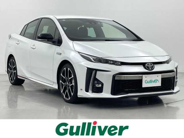 トヨタ プリウス ＰＨＶ S GRスポーツ 熊本県 2021(令3)年 4.2万km プラチナホワイトパールマイカ ワンオーナー　/純正ナビNSZT-Y68T（ＣＤ・ＤＶＤ・フルセグ・ＢＴ）/バックカメラ　/前方ドライブレコーダー　/ビルトインＥＴＣ　/前席シートヒーター　/トヨタセーフティーセンス/・プリクラッシュセーフティ/・レーンディパーチャーアラート/・アダブティブクルーズコントロール/・オートハイビーム/横滑り防止/GR専用ステア/充電ケーブル/ハーフレザーシート/純正フロアマット/純正１８インチAW/オートライト/LEDヘッドライト/フォグランプ/スマートキー/プッシュスタート/スペアキー1本/保証書/取扱説明書