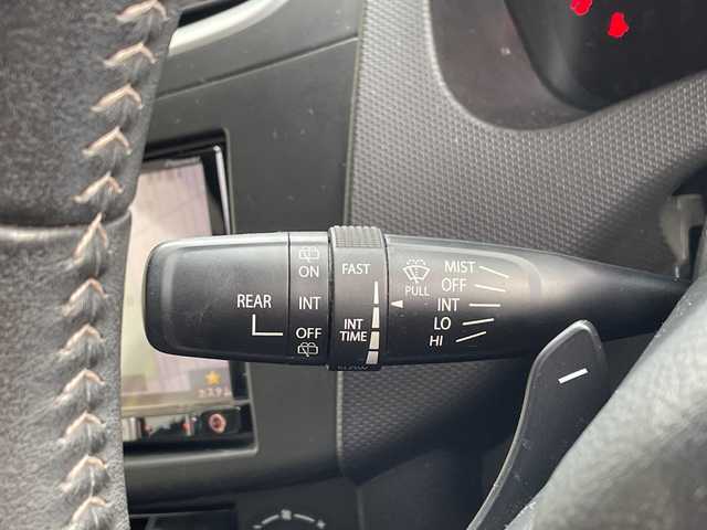 スズキ スイフト スタイル－DJE 愛知県 2015(平27)年 4.9万km プラズマイエローパールメタリック/ブラック2トーン SDナビ/クルコン/シートヒーター/純正アルミホイール/オートライト/ETC/ステアリングスイッチ/スマートキー/プッシュスタート