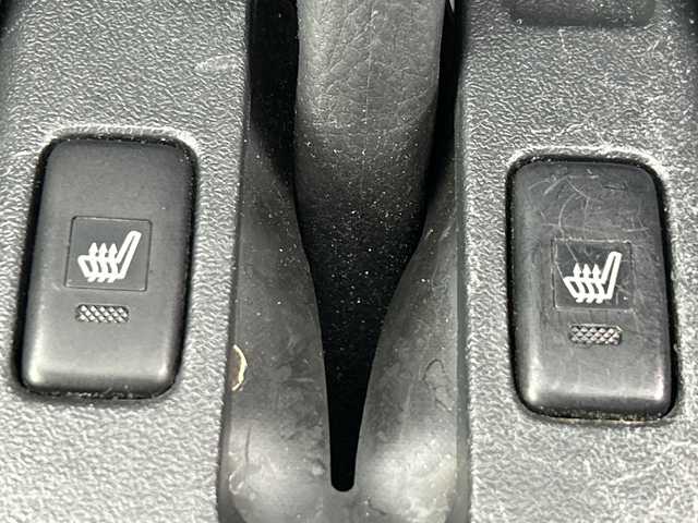 ダイハツ コペン セロ 愛知県 2016(平28)年 2.9万km クリアブルークリスタルメタリック 純正７インチナビ/（Bluetooth/フルセグ/DVD再生）/ETC車載器/レザレッドシートカバー/LEDヘッドライト/フォグランプ/シートヒーター/純正フロントドライブレコーダー/純正フロアマット/スマートキー/プッシュスタート/ecoIDLE/純正16インチアルミホイール