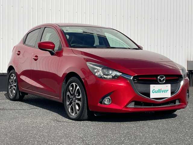 マツダ デミオ XD ブラックレザーリミテッド 千葉県 2016(平28)年 3.6万km ソウルレッドプレミアムメタリック 純正SDナビ/(フルセグTV/BT/CD/DVD/FM/AM)/ヘッドアップディスプレイ/ブラインドスポットモニター/衝突被害軽減システム/車線逸脱警報/バックカメラ/クルーズコントロール/ハーフレザーシート/横滑り防止装置/ETC/アイドリングストップ/LEDヘッドライト/フォグランプ/オートライト/ウィンカーミラー/電動格納ミラー/純正16インチAW/シートヒーター/シートリフター/パドルシフト/プッシュスタート/スマートキー/フロアマット/スペアキー