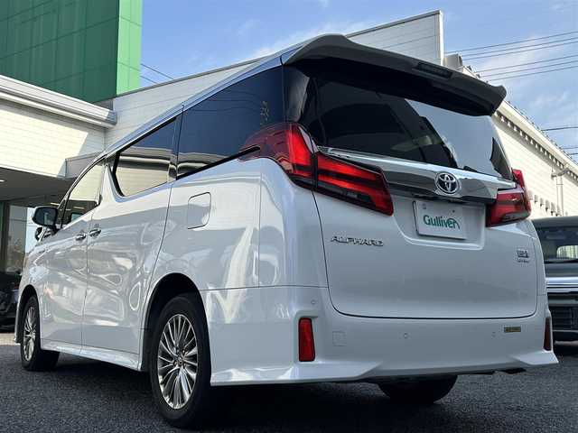 トヨタ アルファードハイブリット S 愛知県 2020(令2)年 5.7万km ホワイトパールクリスタルシャイン 純正メモリナビ(FM/AM/CD/DVD/BT/USB/Miracast/フルセグ)/トヨタセーフティーセンス/ ・レーントレーシングアシスト/ ・プリクラッシュセーフティー/ ・クリアランスソナー/ ・パーキングサポートブレーキ/ ・ロードサインアシスト/ ・レーダークルーズコントロール/ドライブレコーダー/バックカメラ/4WD/nanoe/両側パワースライドドア/LEDヘッドライト/フォグランプ/純正AW17インチ/電動格納ミラー/ETC/プッシュスタート/スマートキー・スペアキー１本/ステアリングリモコン/ハンズフリー/ABS/取扱説明書・保証書