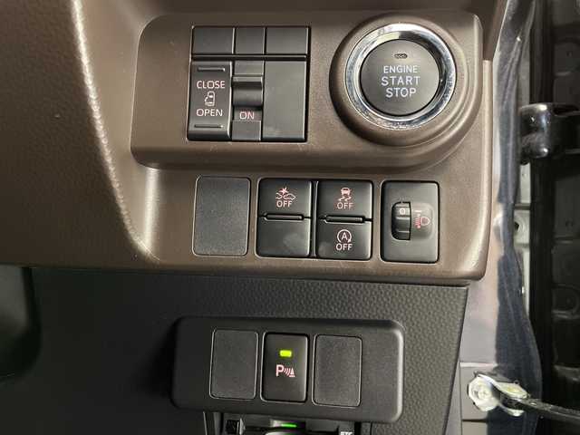 トヨタ ルーミー X 宮崎県 2021(令3)年 2.7万km ブラックマイカメタリック 純正ナビ　/Ｂｌｕｅｔｏｏｔｈ　/ワンセグＴＶ　/ＣＤ　/Ｄ／Ｎ席シートヒーター/コーナセンサー/片側パワースライドドア/衝突被害軽減ブレーキシステム　/横滑り防止機能　/ドライブレコーダー　/スペアキー/ＥＴＣ