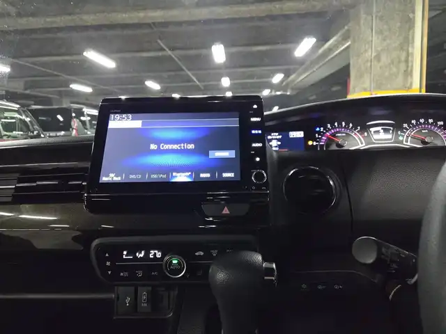 ホンダ Ｎ ＢＯＸ カスタム G L ホンダセンシング 長崎県 2020(令2)年 6.9万km プラチナホワイトパール 純正8型ナビ/フルセグTV/片側パワースライドドア/バックカメラ/ビルトインETC/アダプティブクルーズコントロール/ホンダセンシング/・衝突被害軽減ブレーキ/・車線逸脱防止支援システム/・前後誤発進抑制機能/・標識認識機能/・オートハイビーム/LEDヘッドランプ/ステアリングスイッチ/ベンチシート/前席シートヒーター/後席チップアップシート/純正14インチアルミホイール/スマートキー/プッシュエンジンスタート/禁煙車