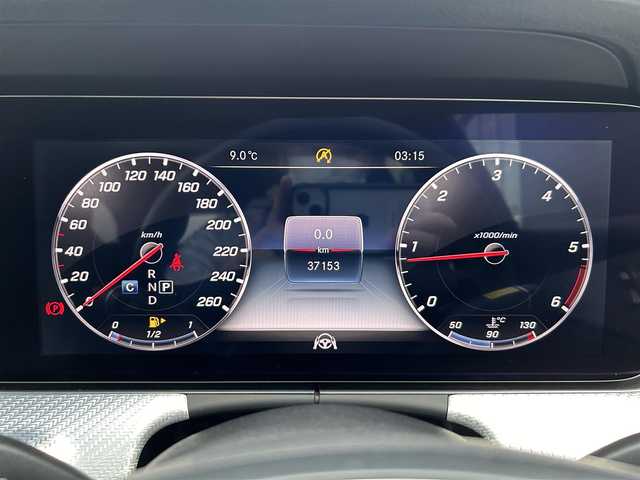 メルセデス・ベンツ Ｍ・ベンツ Ｅ２２０ｄ 4マチック オールテレイン 埼玉県 2017(平29)年 3.8万km ダイヤモンドホワイト エクスクルーシブＰＫＧ　/サンルーフ　/黒革シート　/純正ナビ　/Ｂｕｒｍｅｓｔａｒ　/カープレイ　/全周囲カメラ　/ＡＣＣ　/ＢＳＭ　/シートヒーター　/シートベンチレーター　/ＥＴＣ　/ＴＶ　/ドラレコ　/ＬＥＤヘッドライト