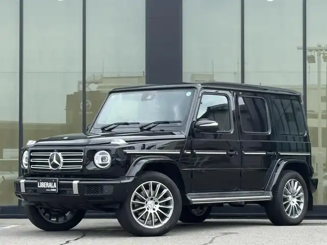 メルセデス・ベンツ ゲレンデヴァーゲン Ｇ４００ｄ AMGライン 石川県 2021(令3)年 1.2万km オブシディアンブラック アクティブブレーキアシスト/アテンションアシスト/レーンキーピングアシスト/ブラインドスポットアシスト/インテリジェントライト/サンルーフ/シートヒーター/パワーシート/パーキングアシスト/クルコン/ETC２．０/純正フロアマット/取説・保証書・スペアキー/記録簿
