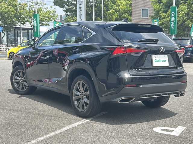 レクサス ＮＸ 300 Fスポーツ 鳥取県 2021(令3)年 2.6万km ブラック 純正メモリナビ　フルセグTV　bluetooth接続/AM/FM、CD/DVD/MiraCast/ドライブレコーダー/前後コーナーセンサー/レーダークルーズコントロール/衝突権限ブレーキ/レーンキープアシスト/ブラインドスポットモニター/横滑り防止装置/電動パーキング/バックカメラ/シートヒーター　エアシート/ステアリングヒーター/電動リアゲート/ビルドインETC2.0/プッシュスタートボタン