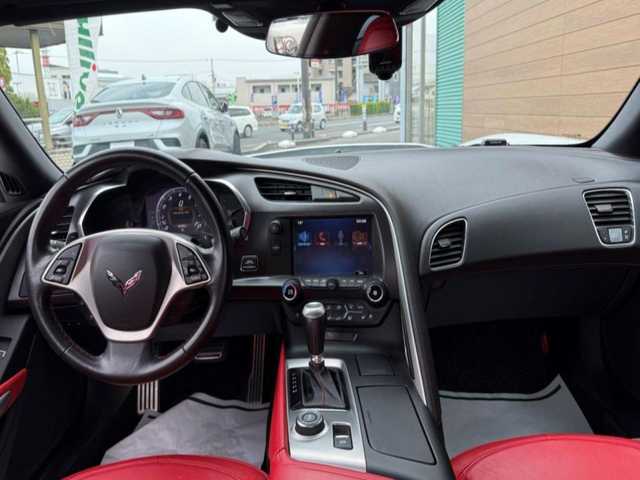 シボレー コルベット クーペ 香川県 2014(平26)年 5.5万km 白 純正ディスプレイオーディオ/社外SDナビ/バックカメラ/専用赤革シート/全席パワーシート/全席シートヒーター/ベンチレーション/BOSEサウンド/HUD/スマートキー/パドルシフト/ドライブレコーダー/電子パーキング/純正F18インチ/R１９インチアルミ/スマートキー/ETC