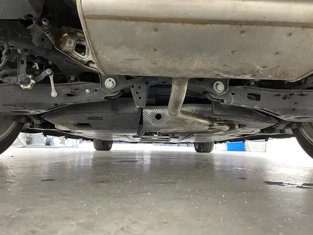 トヨタ プリウス A ツーリングセレクション 滋賀県 2018(平30)年 8.3万km ダークブルーマイカM 社外エアロ/レザーシート/シートヒーター/純正9型SDナビ/フルセグTV/CD/DVD/Bluetooth/バックカメラ/LEDヘッドライト/LEDフォグ/パーキングアシスト/BSM/HUD/PCS/トヨタセーフティセンス/革巻ステアリング/純正17AW