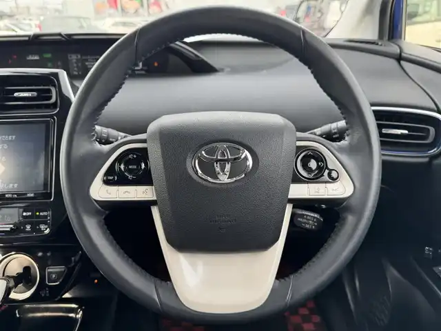 トヨタ プリウス A ツーリングセレクション 滋賀県 2018(平30)年 8.3万km ダークブルーマイカM 社外エアロ/レザーシート/シートヒーター/純正9型SDナビ/フルセグTV/CD/DVD/Bluetooth/バックカメラ/LEDヘッドライト/LEDフォグ/パーキングアシスト/BSM/HUD/PCS/トヨタセーフティセンス/革巻ステアリング/純正17AW